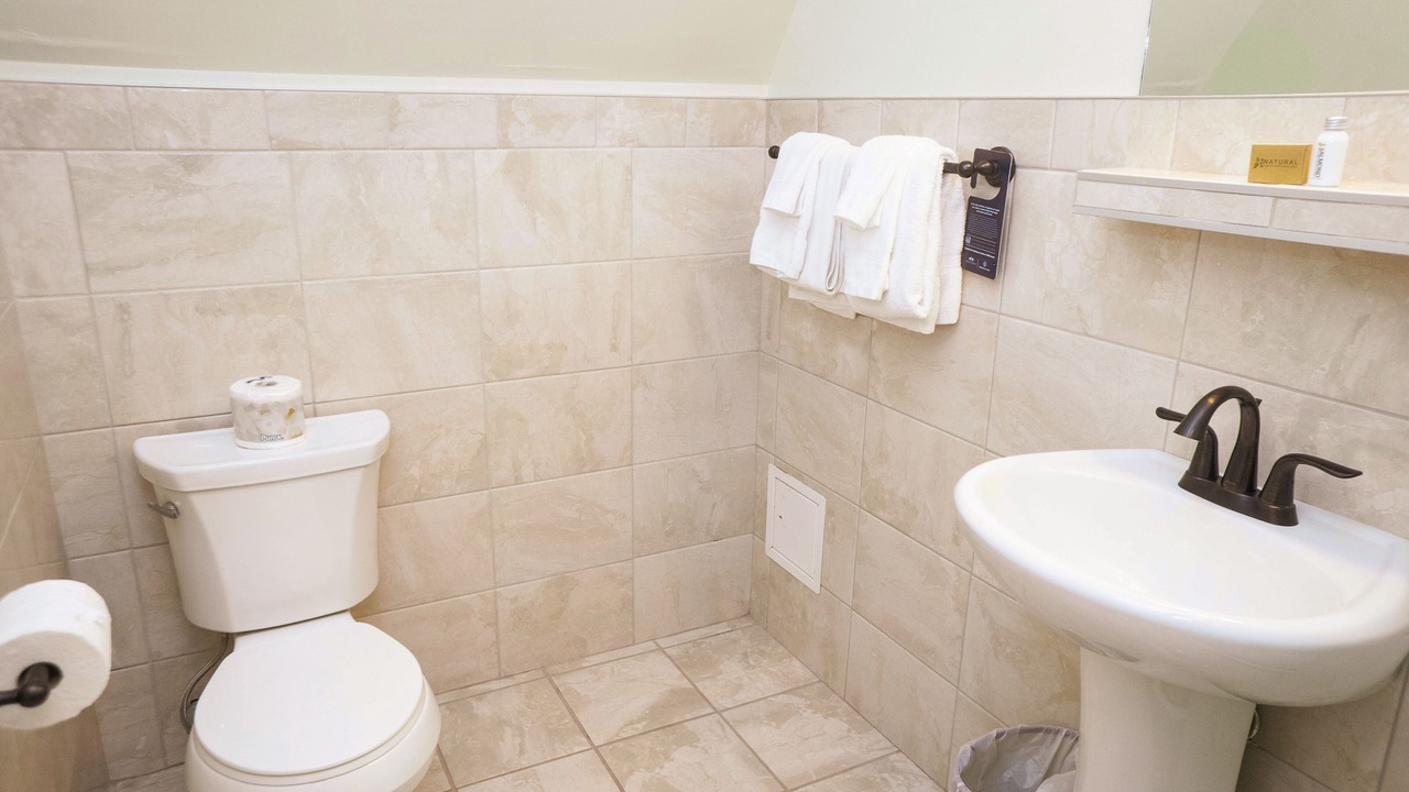 Photo of Bathroom in Waterton Park