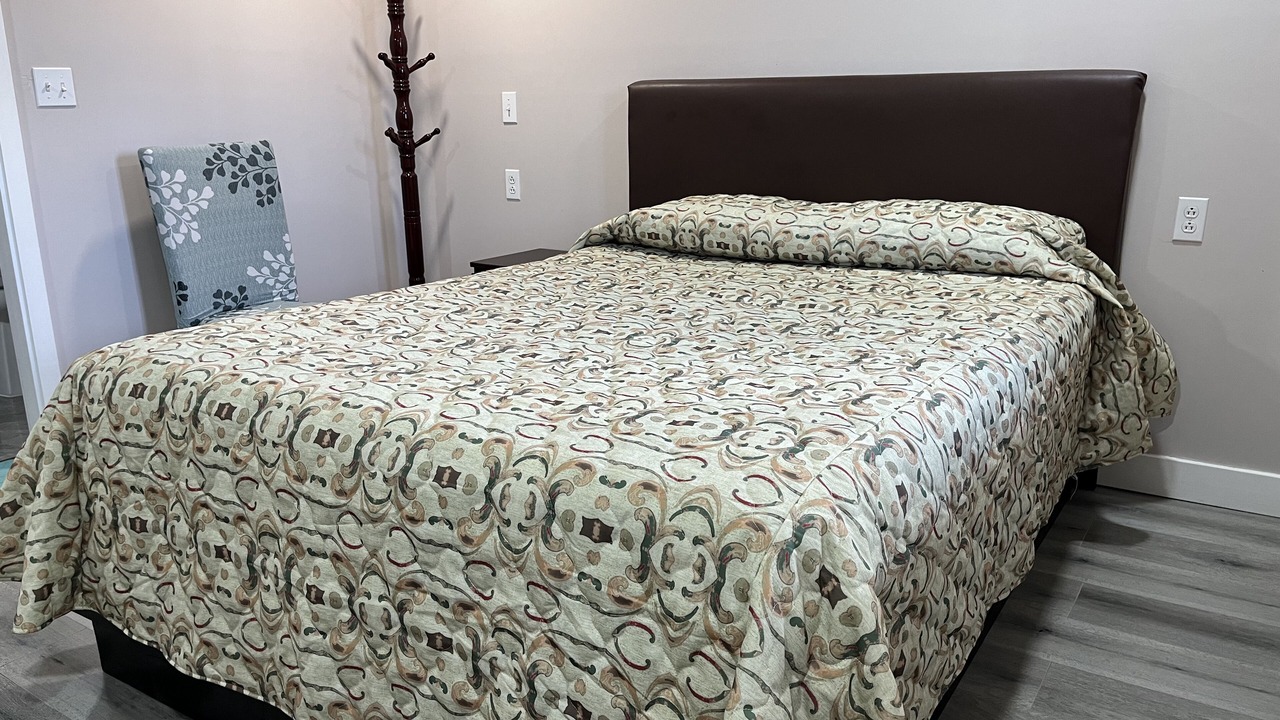 Photo of Bedroom in Haines Junction