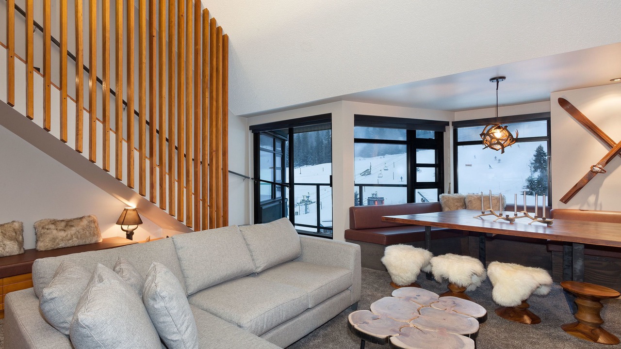 Photo of Livingroom in Whistler Village