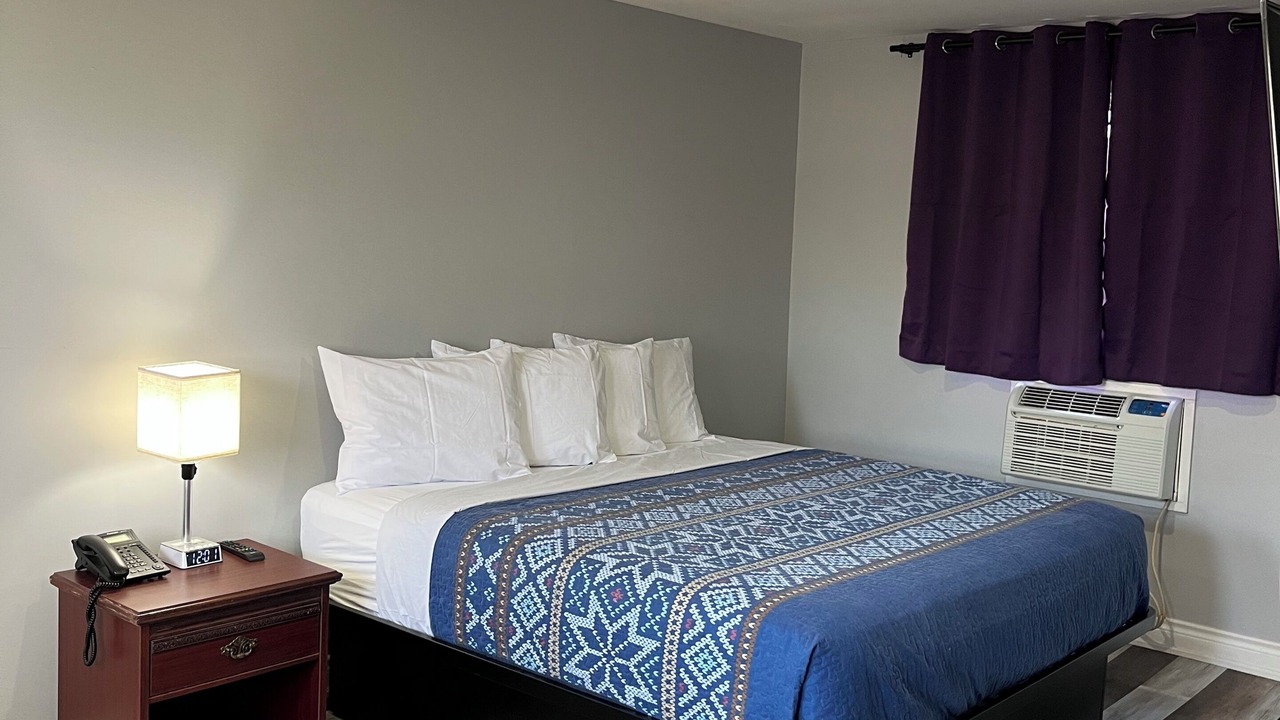 Photo of Bedroom in Cobourg