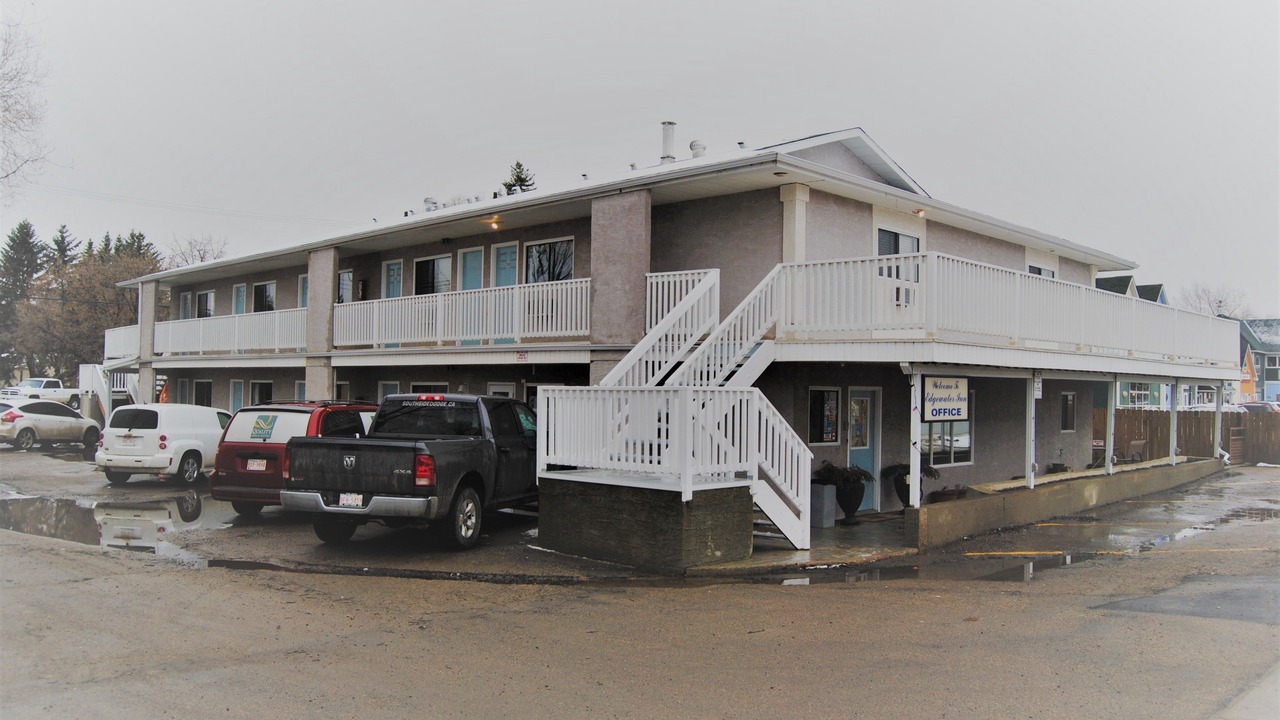 Photo of Others in Sylvan Lake