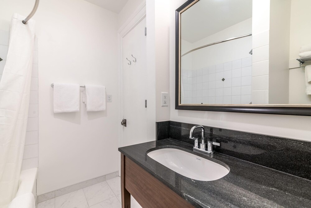 Photo of Bathroom in West End