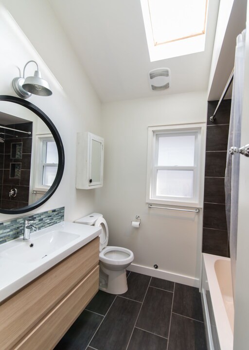 Photo of Bathroom in Renfrew-Collingwood
