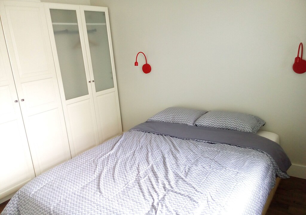 Photo of Bedroom in Renfrew-Collingwood