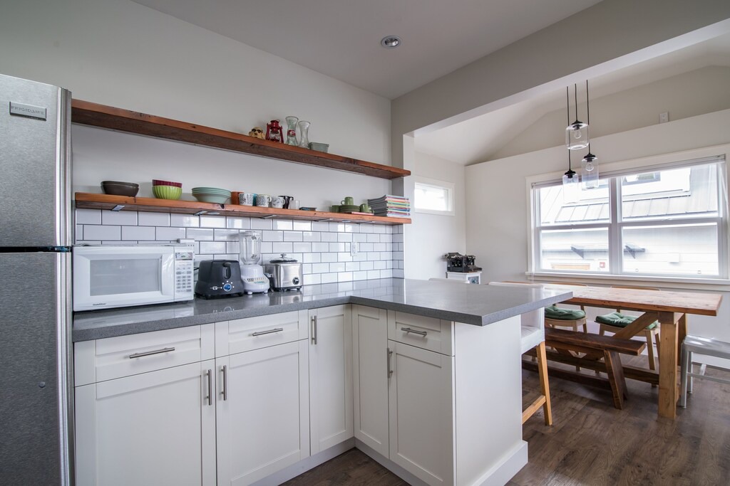 Photo of Kitchen in Renfrew-Collingwood