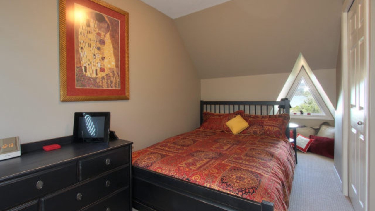 Photo of Bedroom in North End