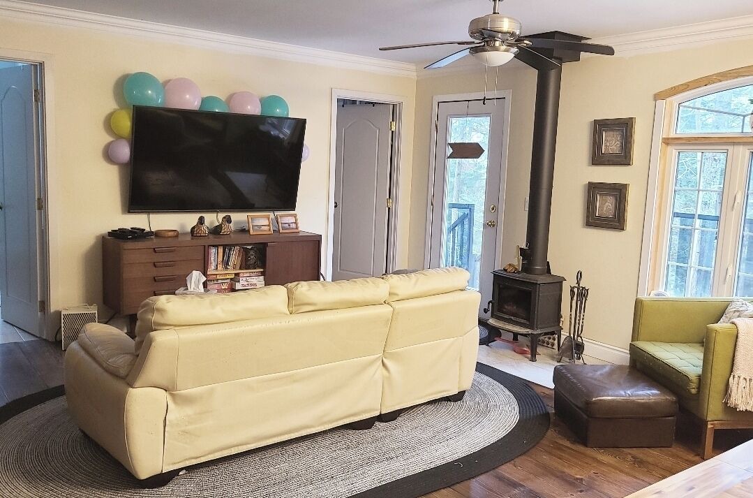 Photo of Livingroom in Minden Hills