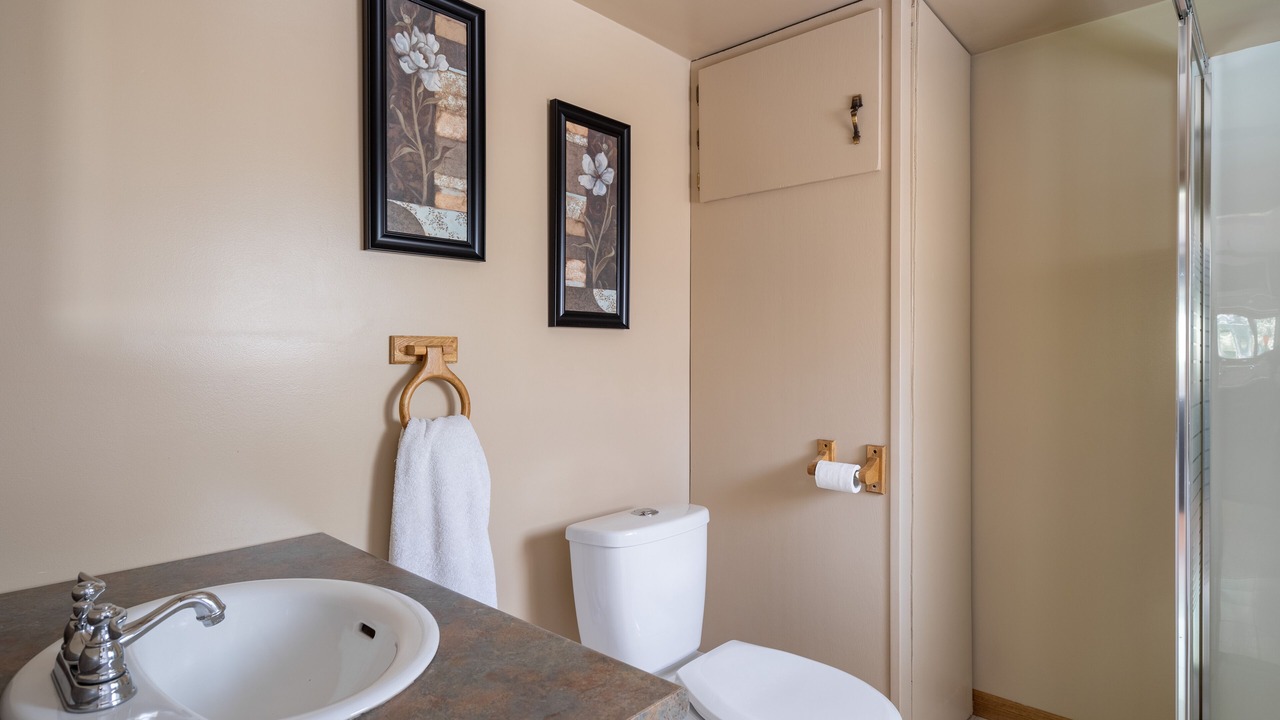 Photo of Bathroom in Port Franks