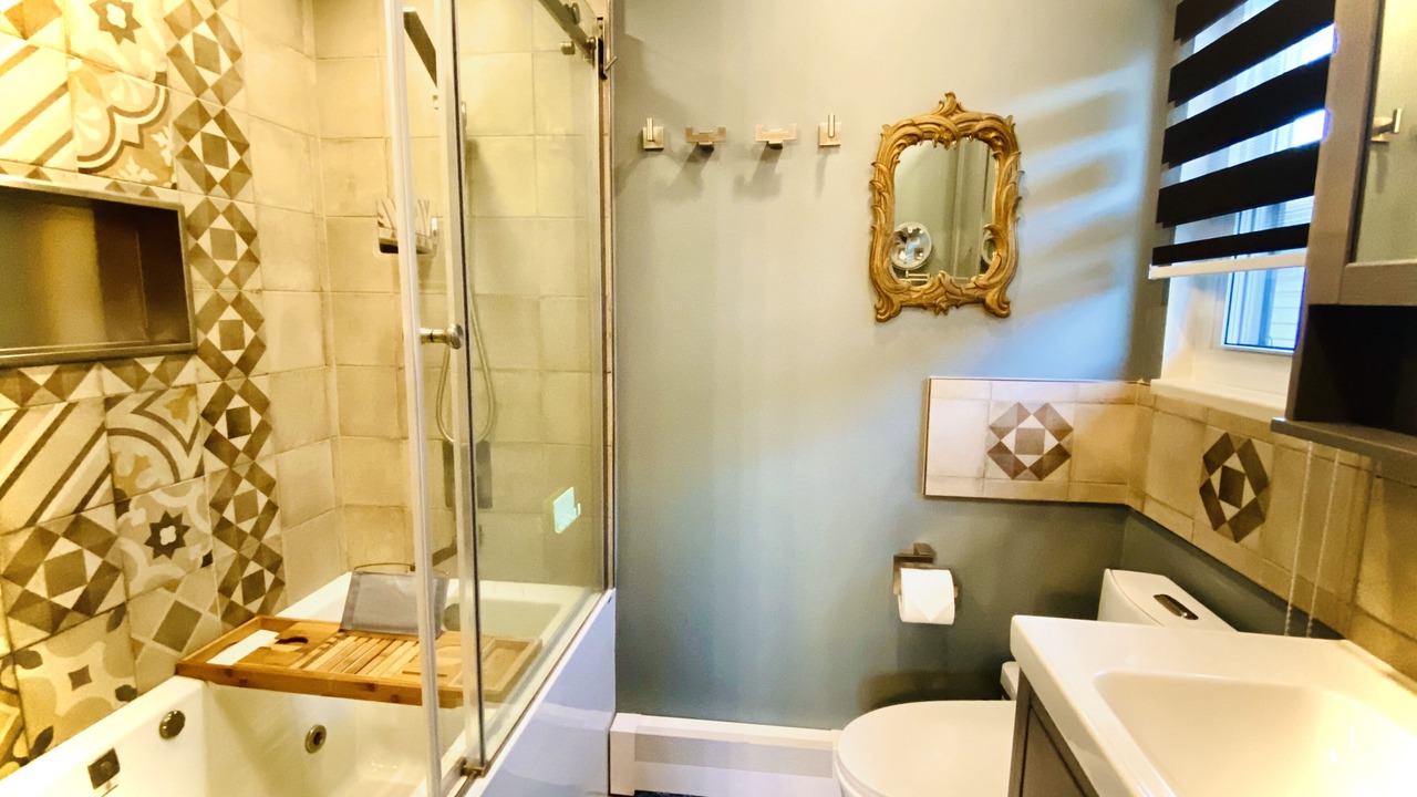 Photo of Bathroom in Knight