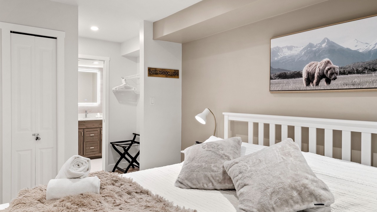 Photo of Bedroom in Village North