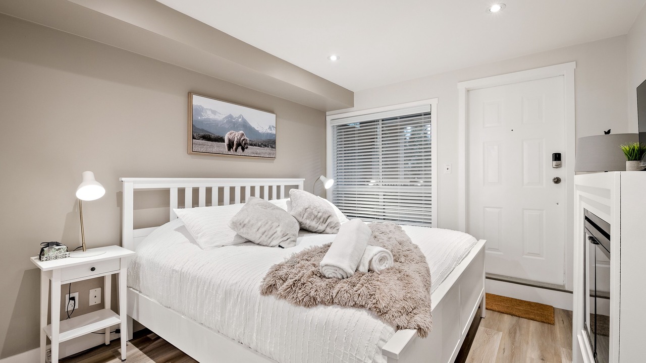 Photo of Bedroom in Village North
