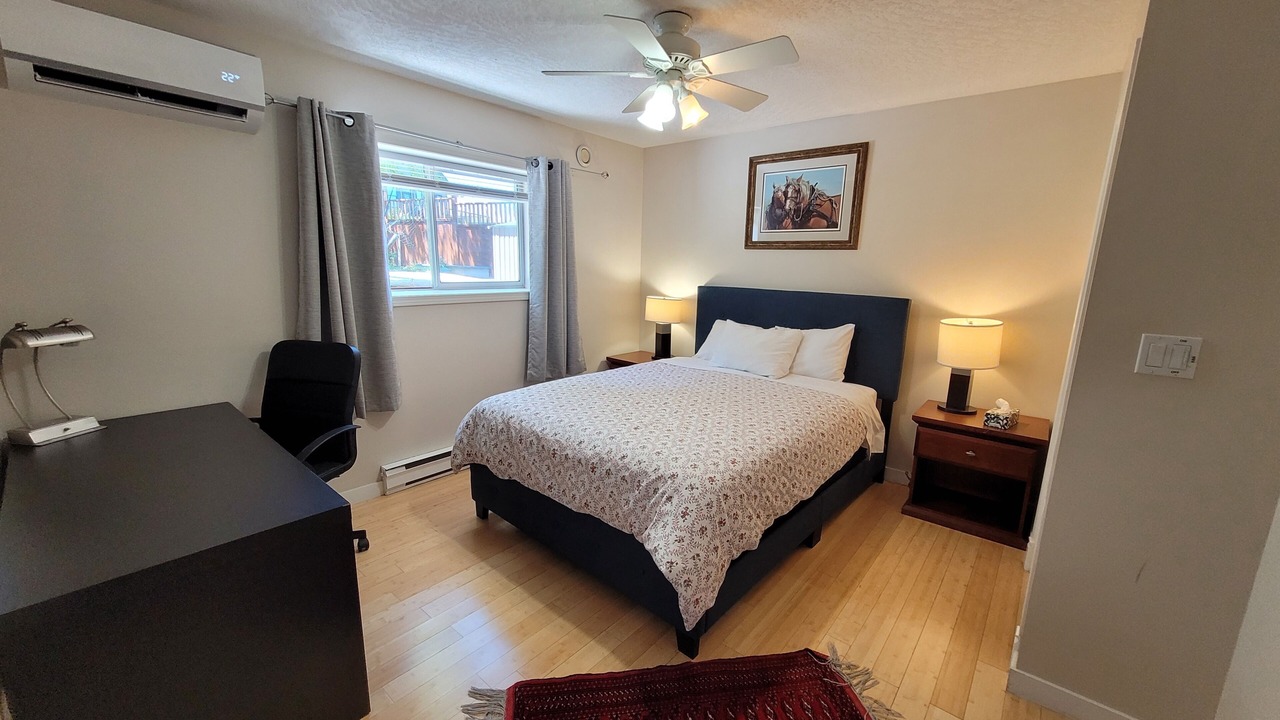 Photo of Bedroom in Colwood