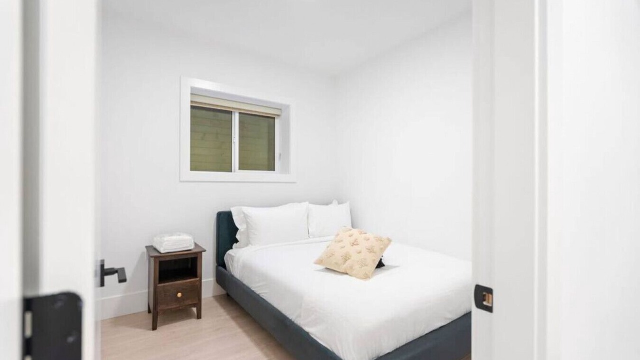 Photo of Bedroom in Surrey Newton