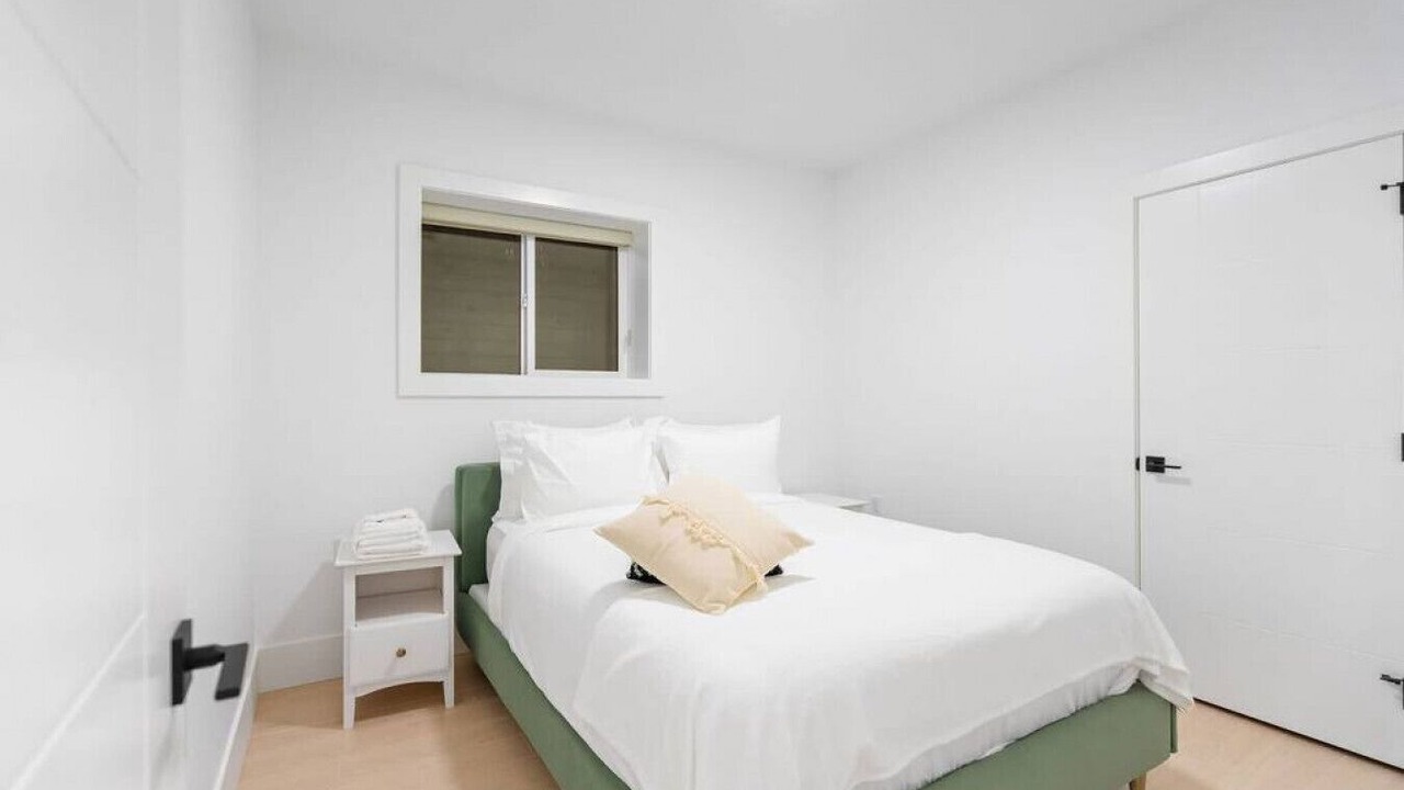 Photo of Bedroom in Surrey Newton