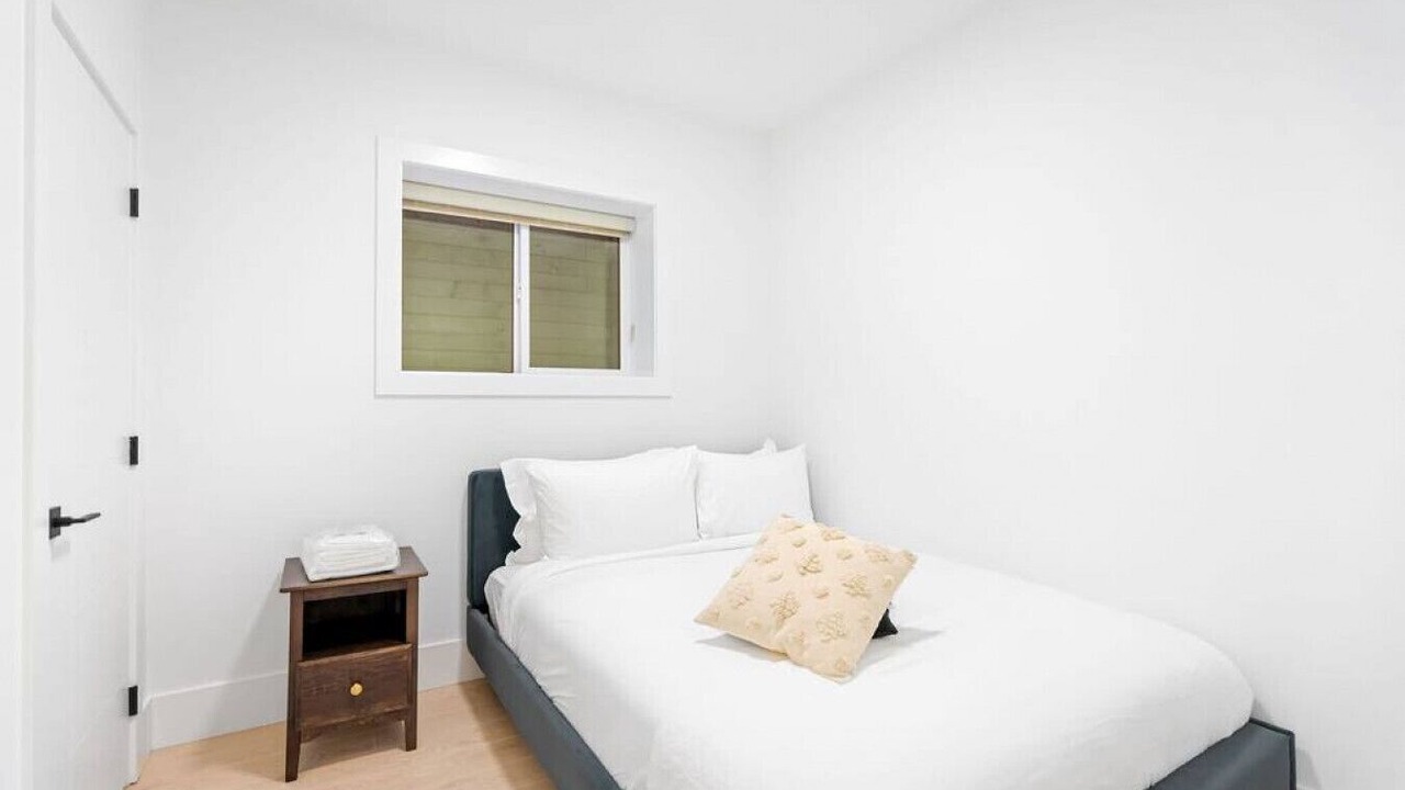 Photo of Bedroom in Surrey Newton