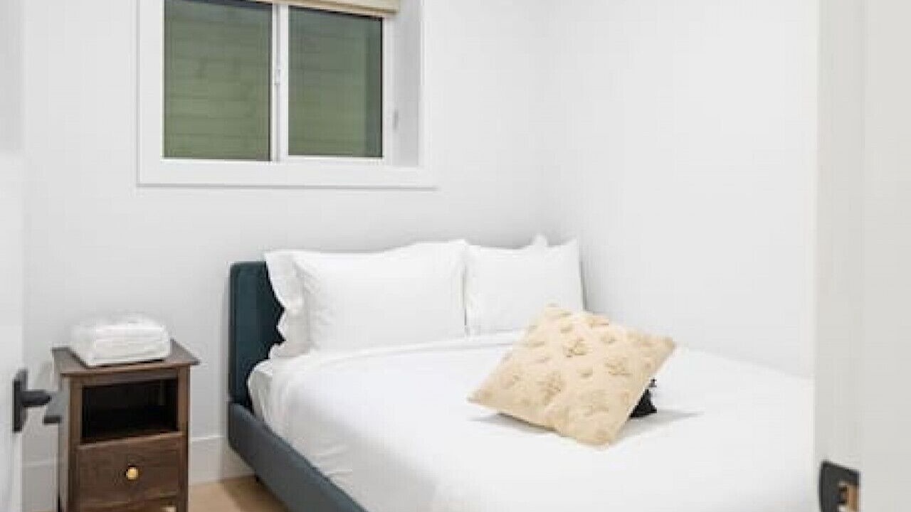 Photo of Bedroom in Surrey Newton