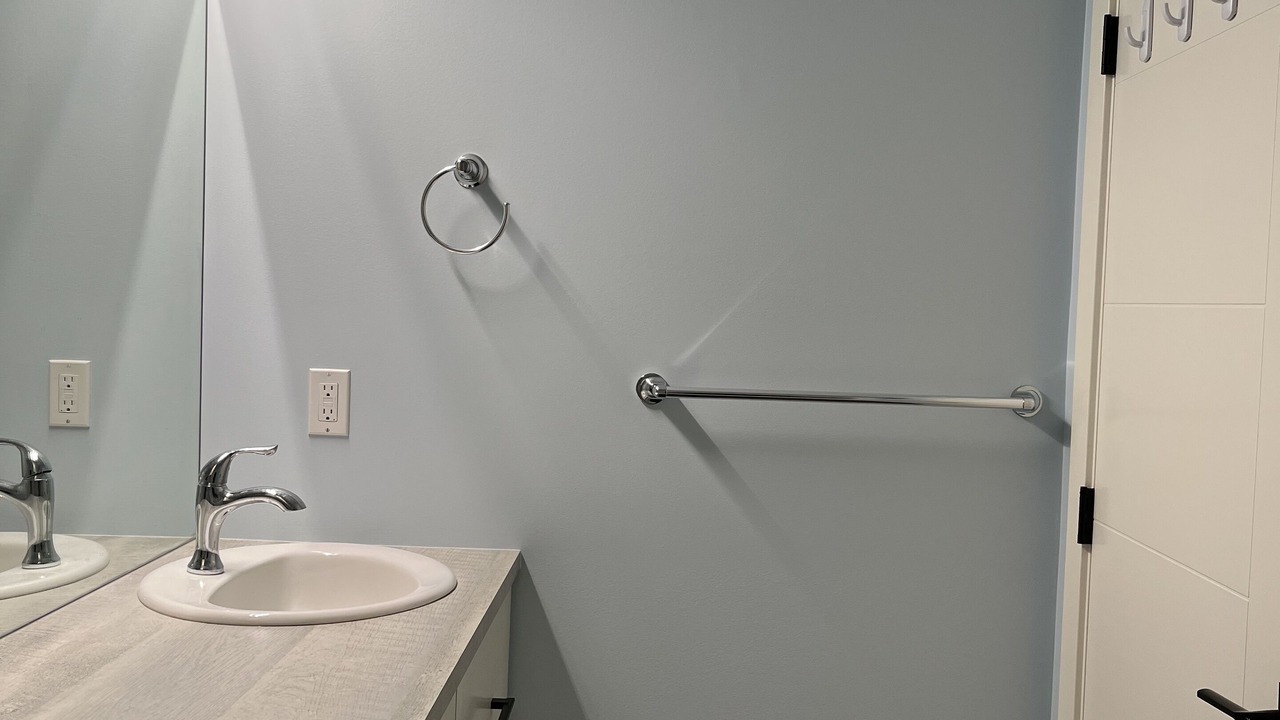 Photo of Bathroom in Foothills