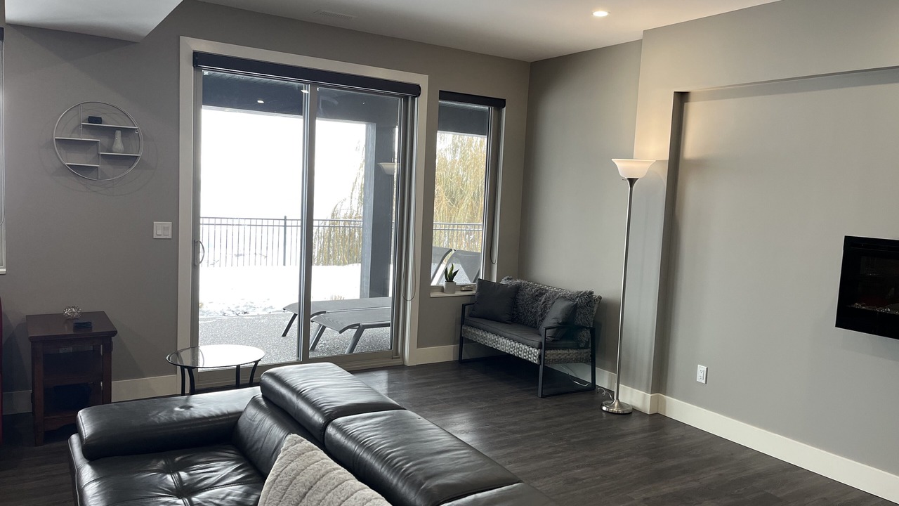 Photo of Livingroom in Foothills