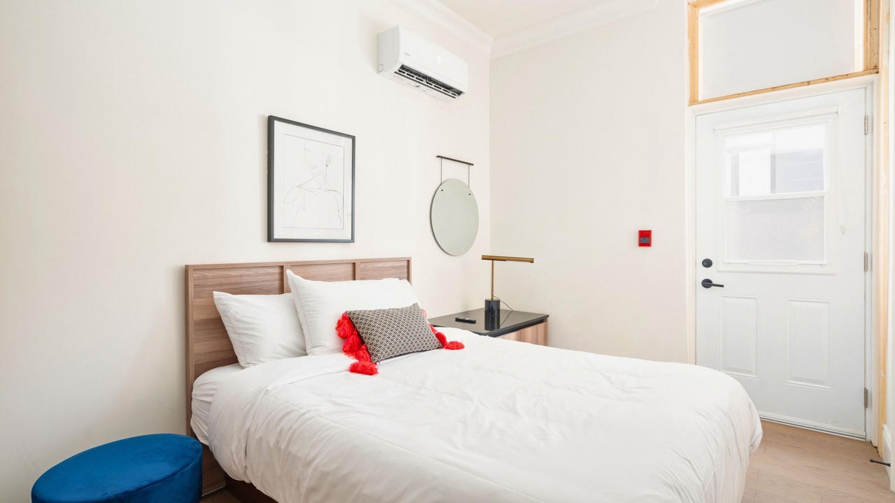 Photo of Bedroom in Latin Quarter