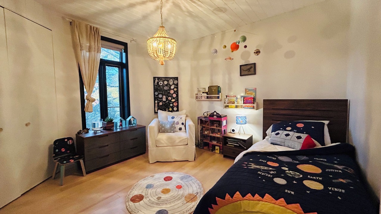 Photo of Bedroom in Sainte-Ann-des-Lacs