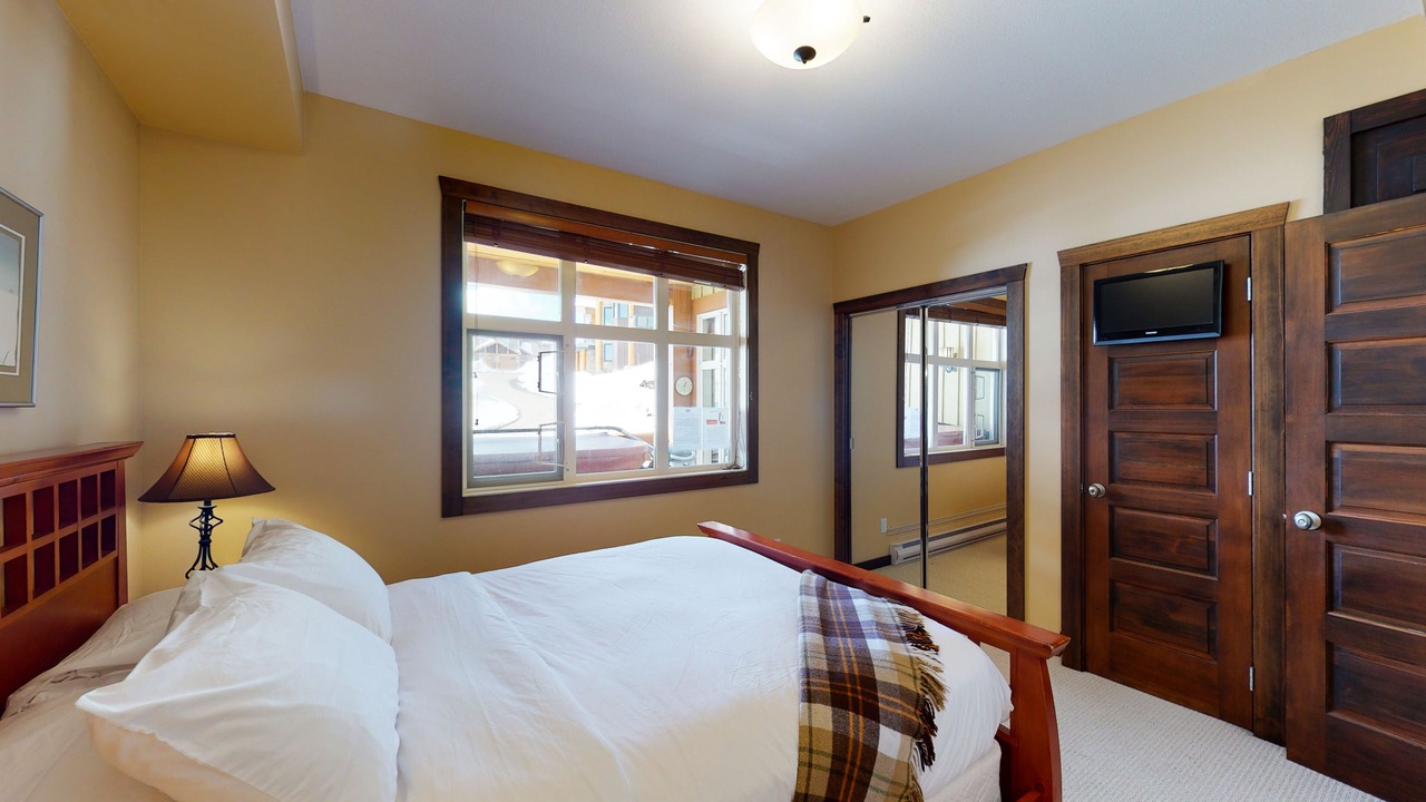 Photo of Bedroom in Big White Ski Resort