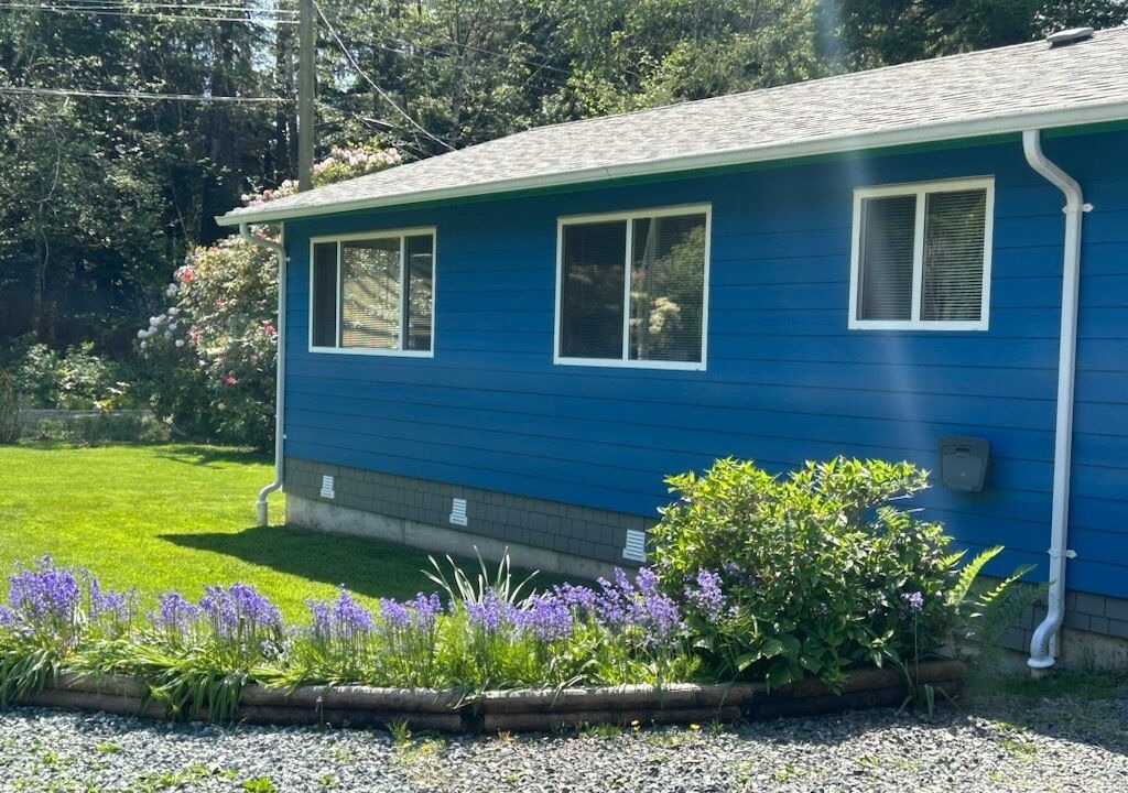 Photo of Others in Tofino