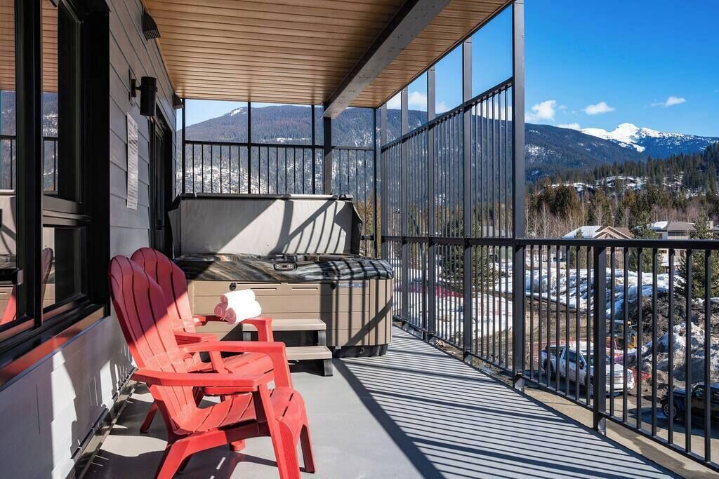 Photo of Patio Balcony in Revelstoke