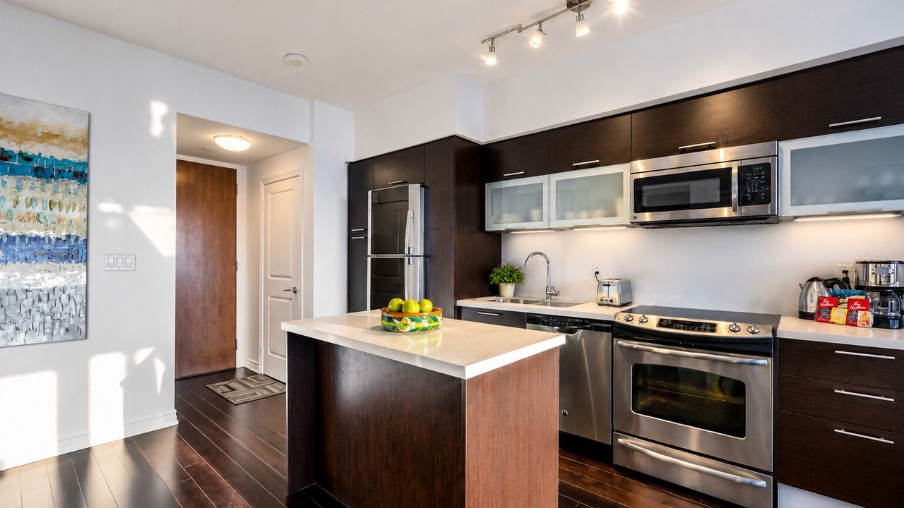 Photo of Kitchen in Bay Street Corridor