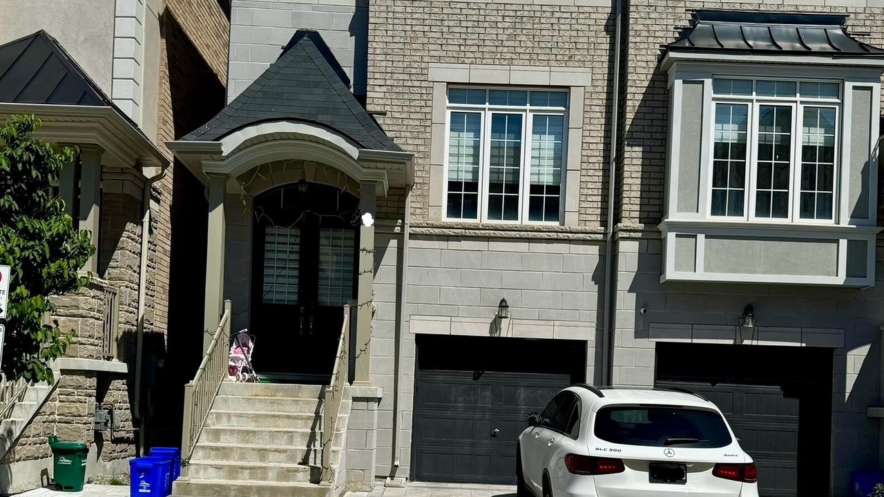 Photo of Outdoor in Richmond Hill
