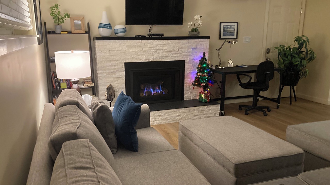 Photo of Livingroom in Okanagan-Similkameen