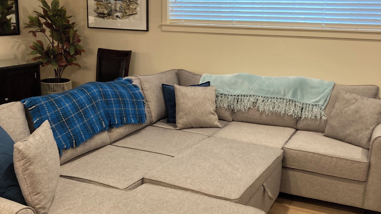 Photo of Livingroom in Okanagan-Similkameen
