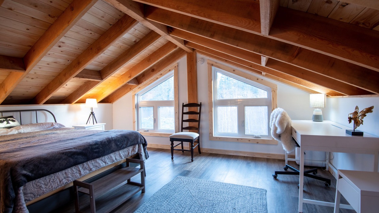 Photo of Bedroom in Buffalo Narrows