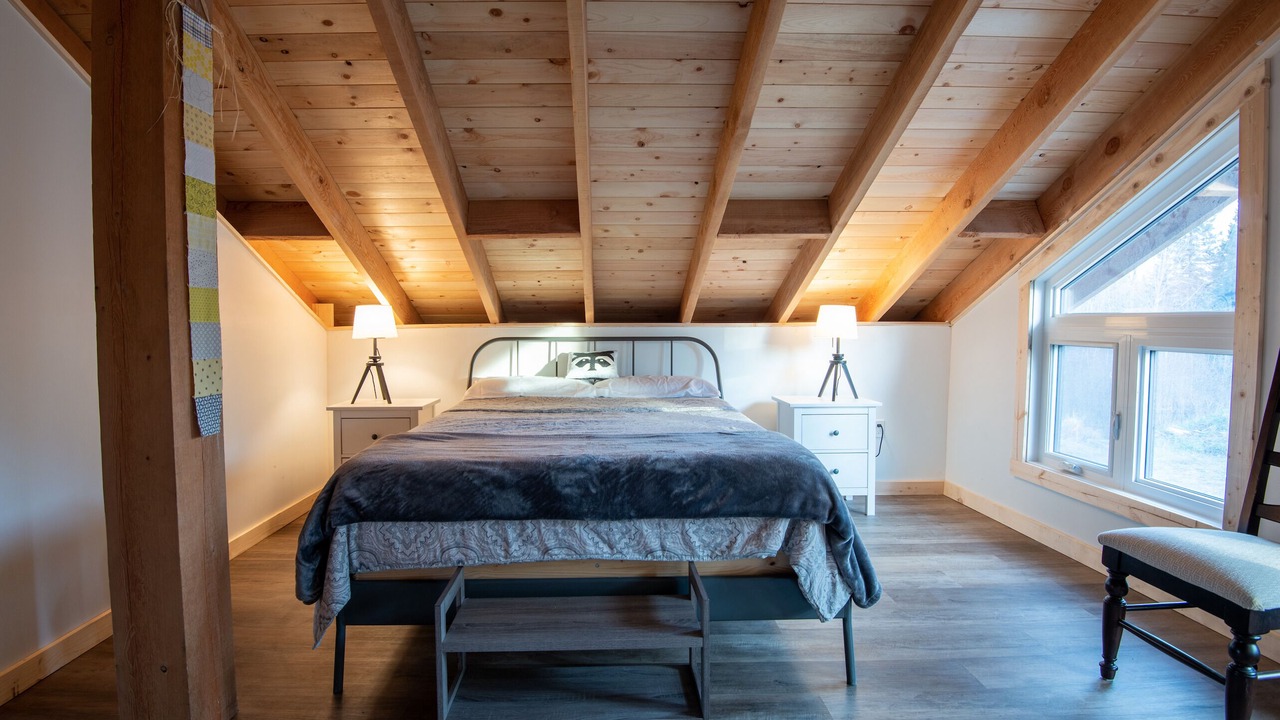 Photo of Bedroom in Buffalo Narrows