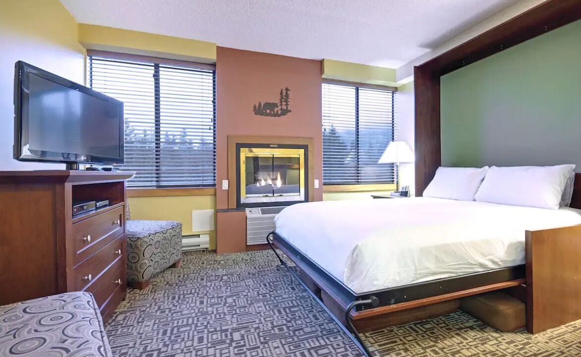 Photo of Bedroom in Whistler Village