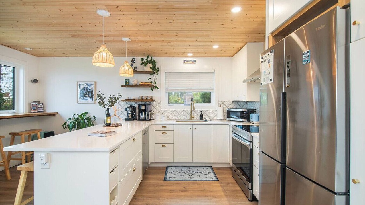 Photo of Kitchen in Campbell River
