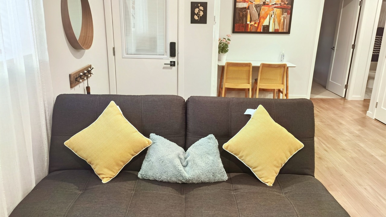 Photo of Livingroom in Surrey
