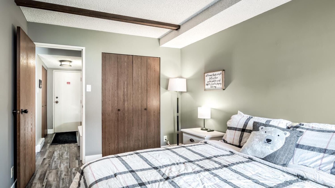 Photo of Bedroom in Hemlock Valley