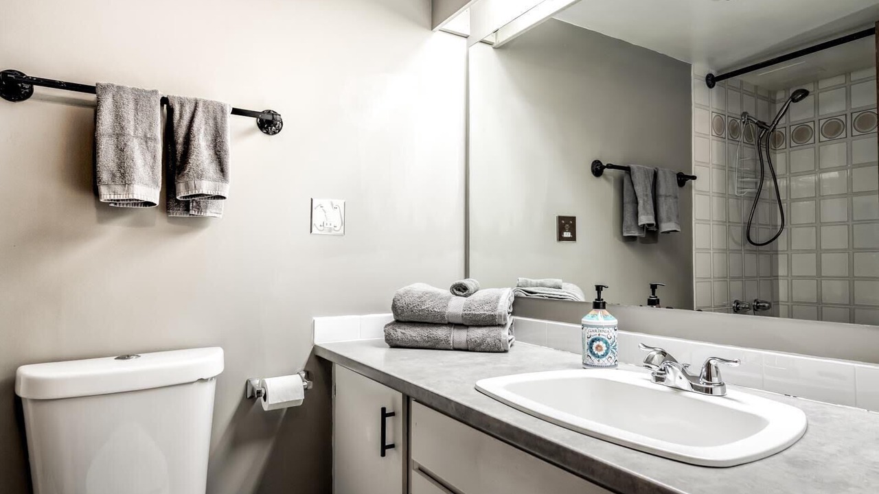 Photo of Bathroom in Hemlock Valley