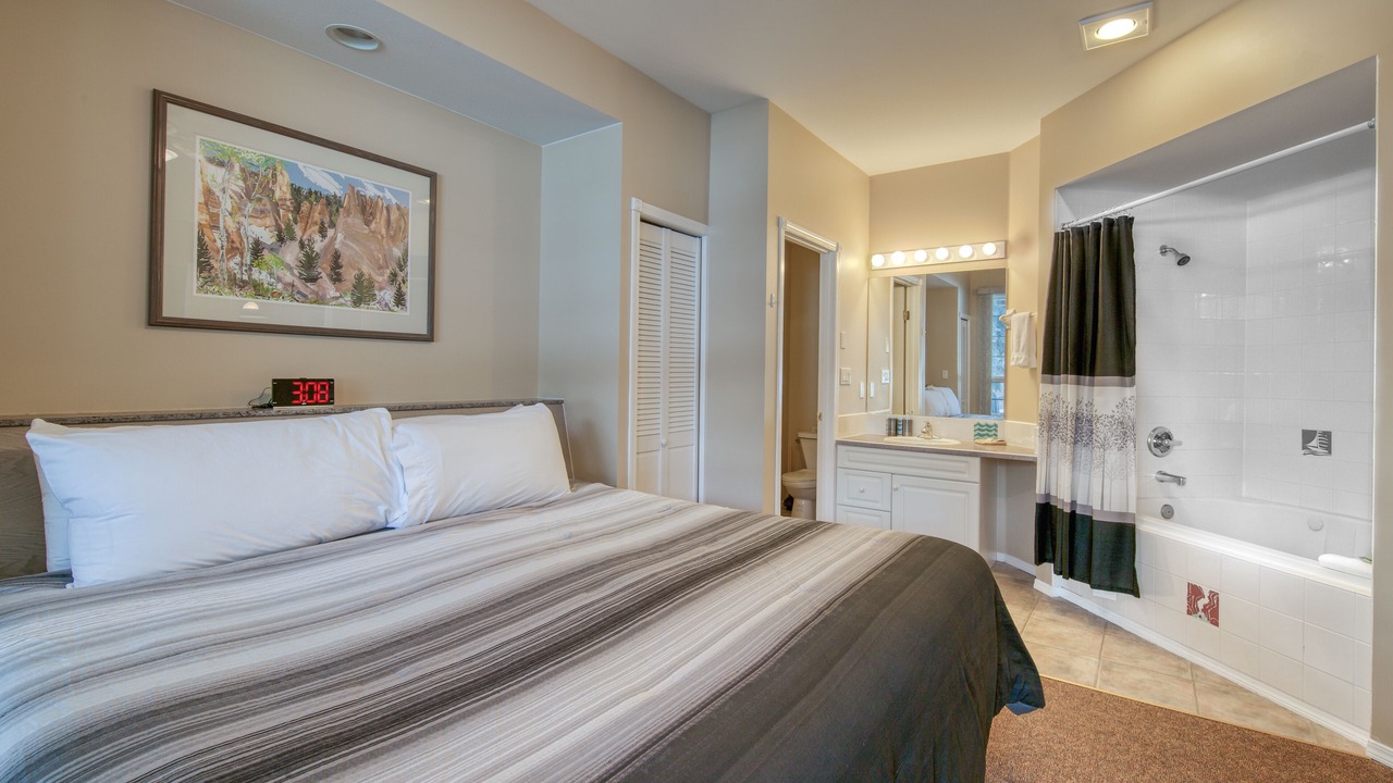 Photo of Bedroom in East Kootenay