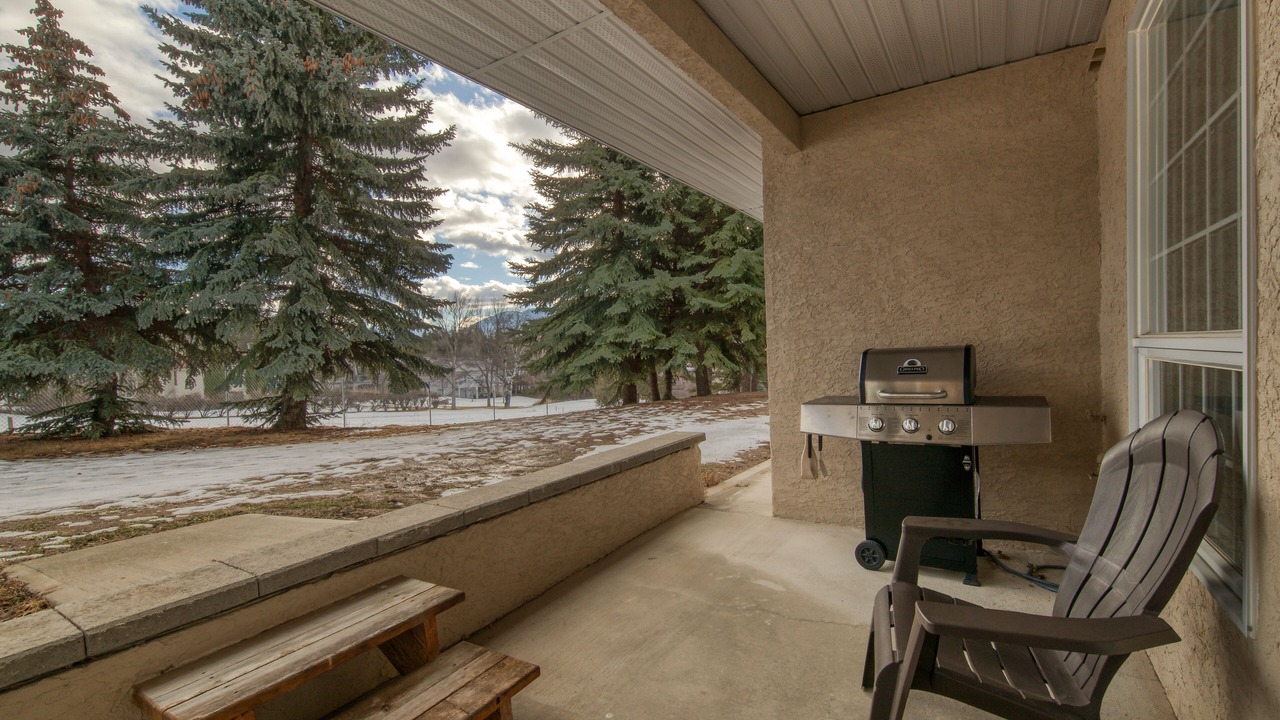 Photo of Patio Balcony in East Kootenay