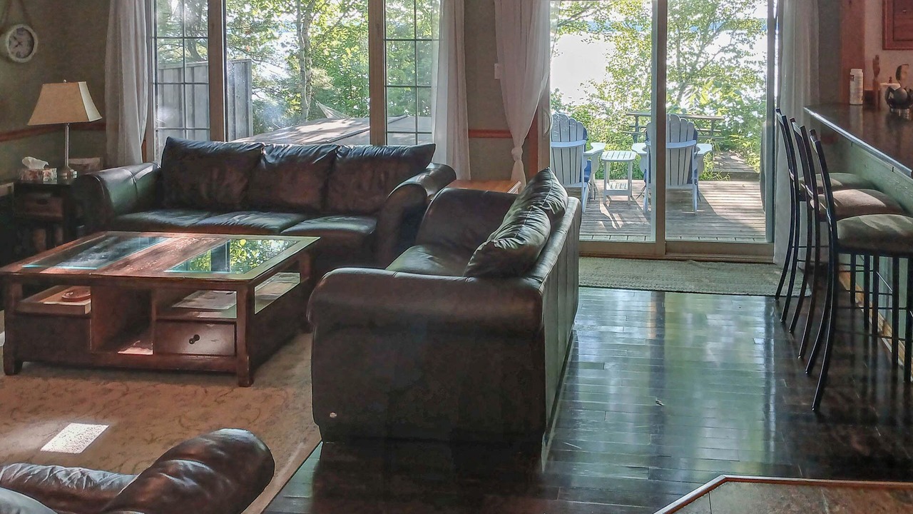 Photo of Livingroom in Head Lake