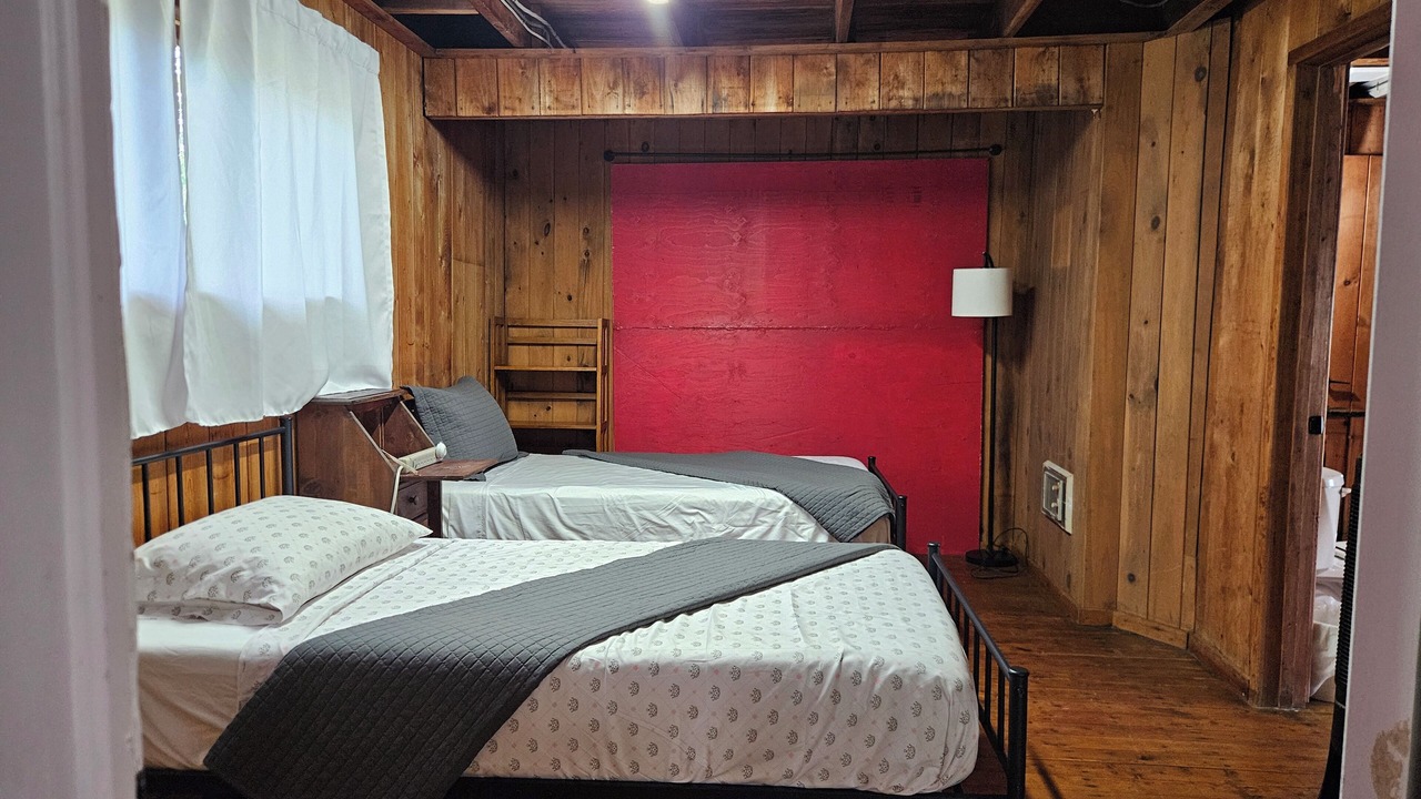 Photo of Bedroom in Port Colborne