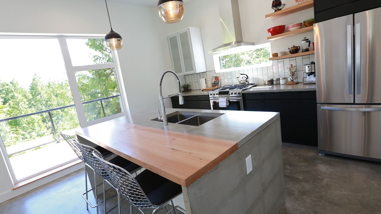 Photo of Kitchen in Tonquin Beach