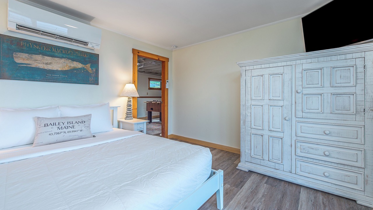 Photo of Bedroom in Mid-Coast and Islands