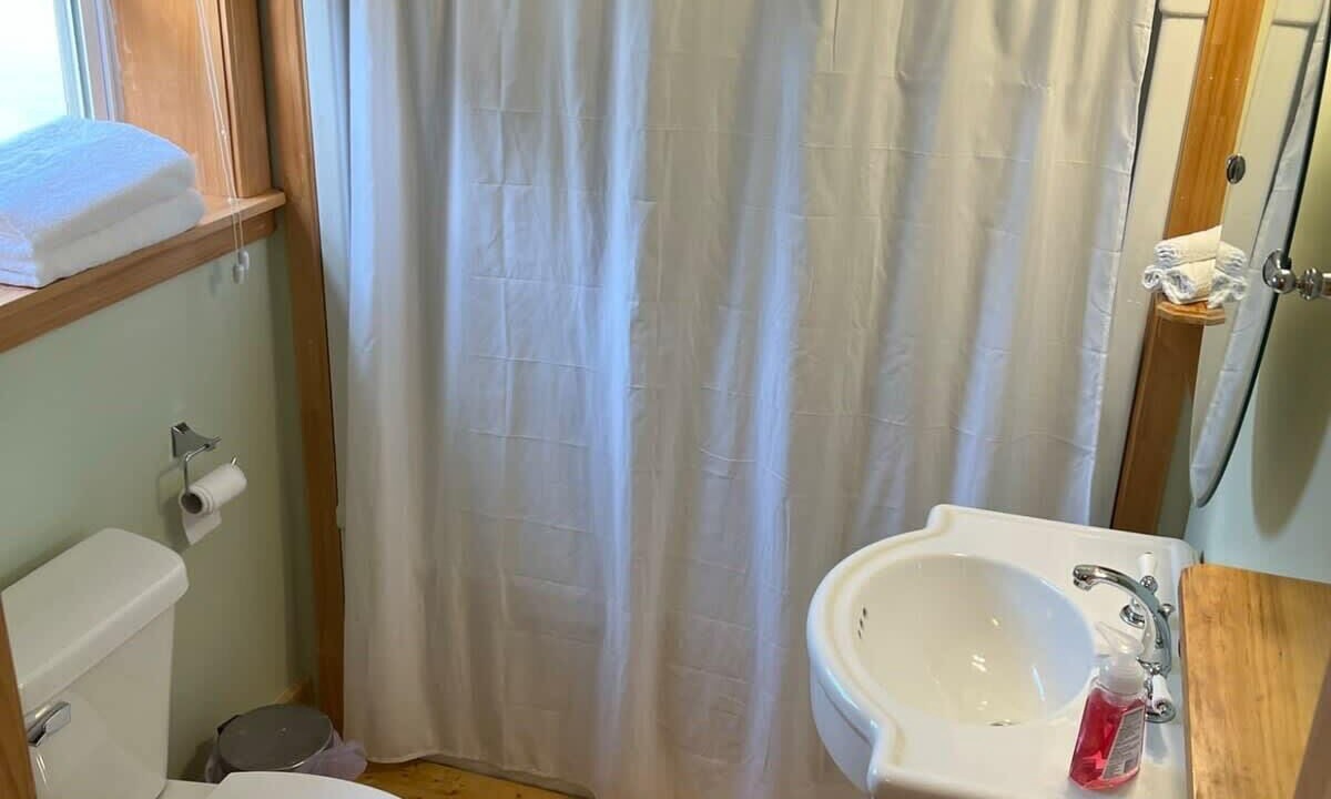 Photo of Bathroom in Twillingate