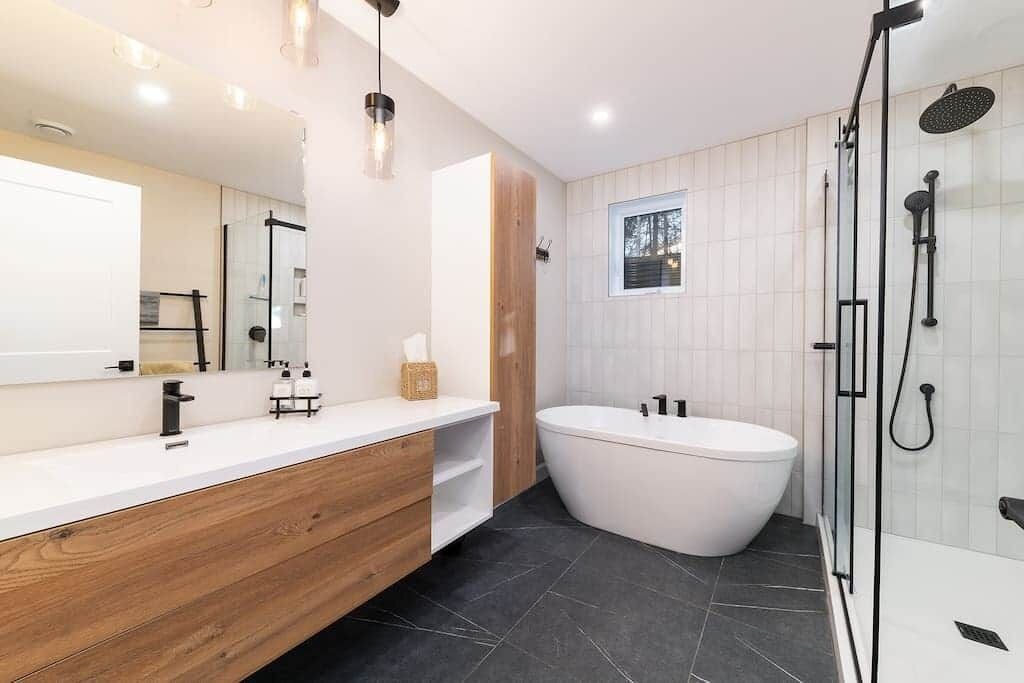 Photo of Bathroom in Saint-Joseph-de-la-Rive