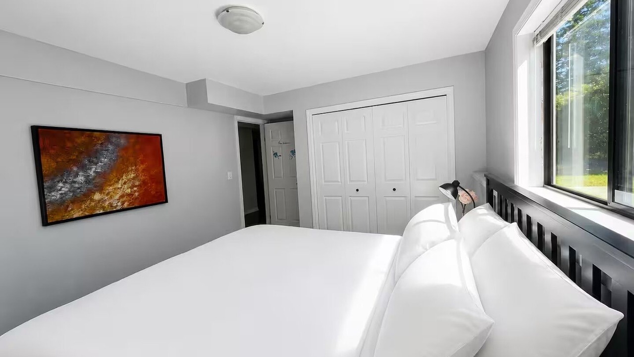Photo of Bedroom in Willoughby