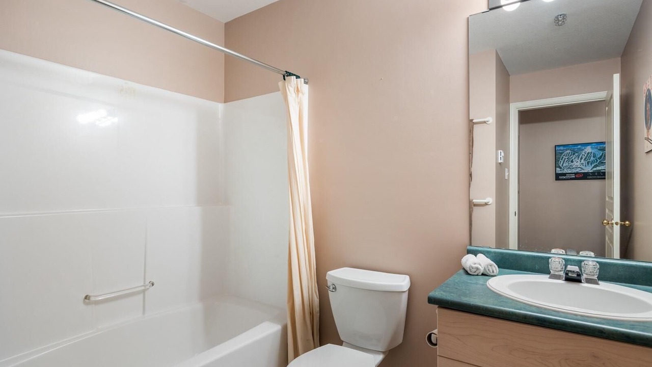 Photo of Bathroom in Courtenay
