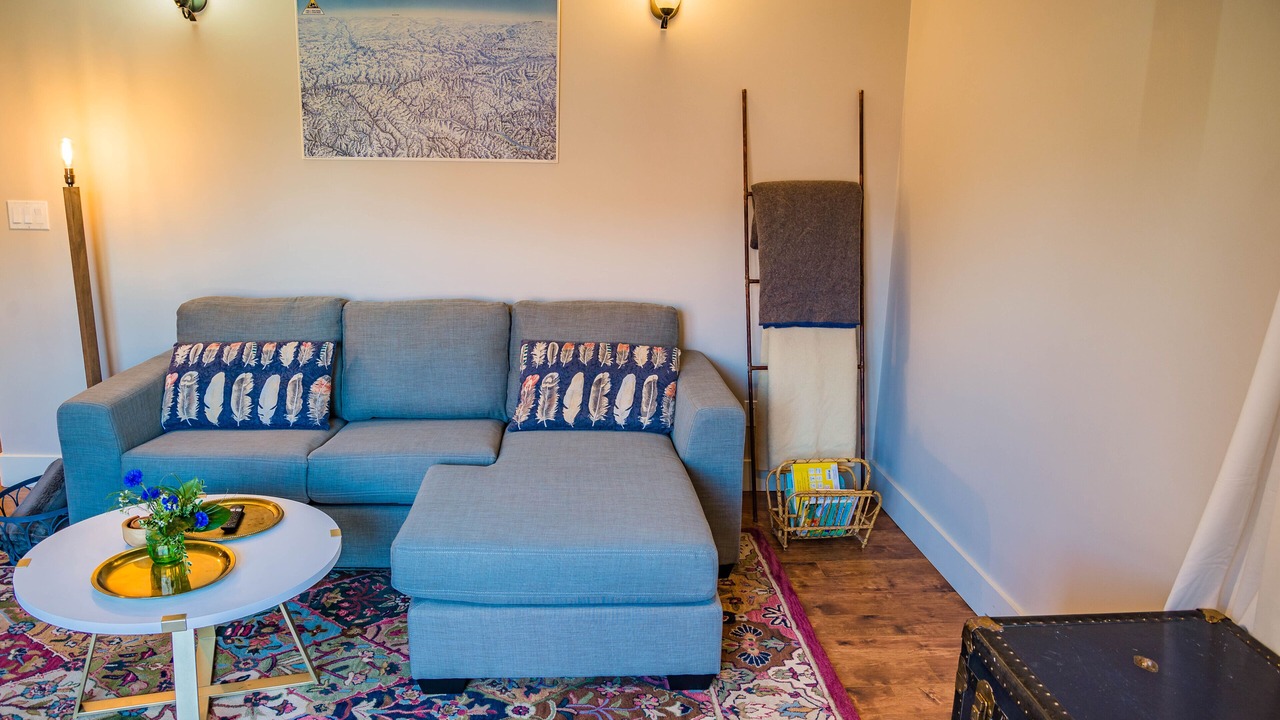 Photo of Livingroom in Radium Hot Springs