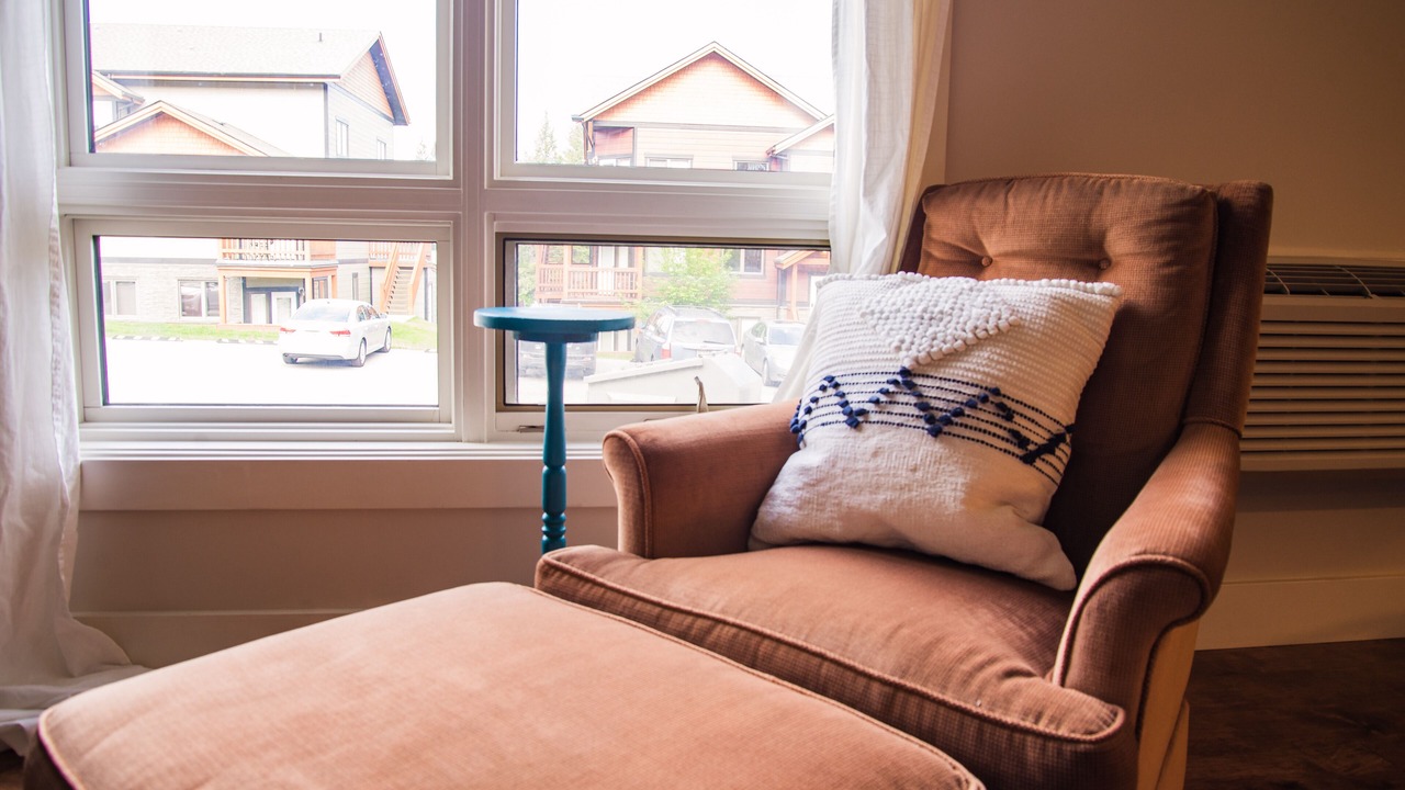 Photo of Livingroom in Radium Hot Springs
